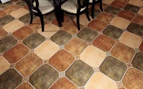 剛裝好的房子，瓷磚被刮花刮黑怎么辦？