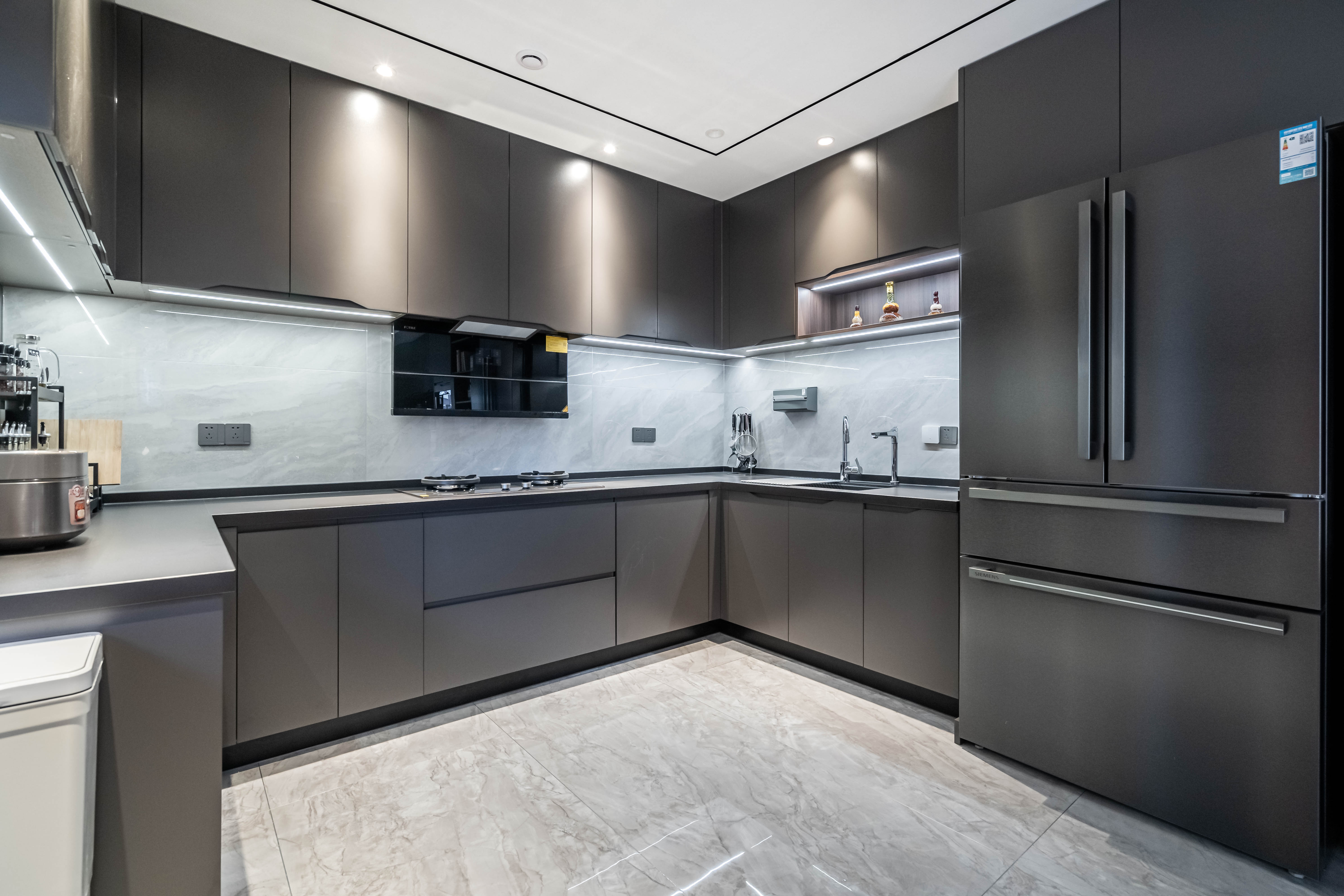 1664517072671850.jpg DSC00576-HDR.jpg